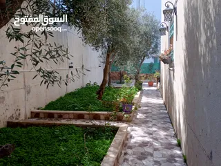  5 منزل دوبلكس مستقل للبيع في اسكان ابو نصير القديم