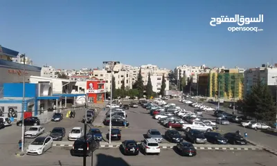  1 شقة مؤثثة للبيع مقابل سيفوي شميساني