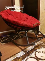  3 كراسي هزاز  عدد 2 حجم كبير  يوجد خدمة توصيل
