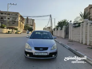  2 كيا برايد 2009 اتماتك دهان شركه ولا غرام بويا بسعر حرق 32000 ألف نقدا بدل وارد منبدل