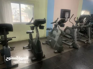  3 نادي بناء أجسام ولياقة بدنية للبيع