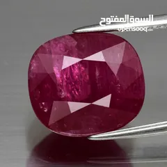  3 احجار كريمه ياقوت بالشهادات ب 130 جنيه القيراط