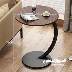 8 طاولة جانبية مستديرة على شكل حرف C: