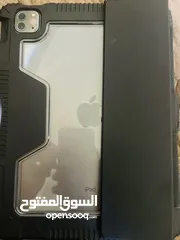  6 iPhone 12 promax 256 بطارية 87 شاشتو فيها شعر والضهر من عند الكاميرات مشعور الجهاز بحالة ممتازة