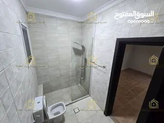  21 شقة في منطقة ام السماق ارضي مع حديقة وترسات