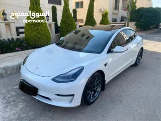  1 Tesla model 3 standard plus 2021