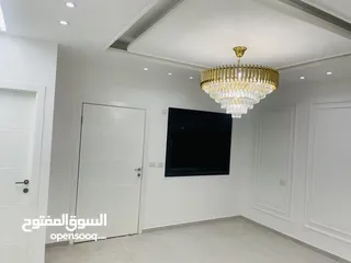  4 شقه مشطبه سوبر دولكس