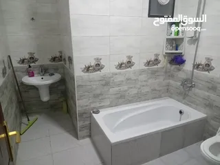  3 بيت ارضي للبيع في جرش  الجبل الأخضر مقابل مدرسة الملك عبدالله الثاني للتميز اسكان البركة 26