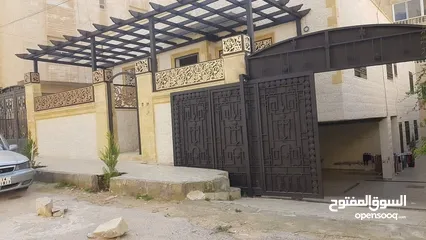  13 منزل مستقل للبيع عمان ضاحية  الامير حسن اخر دخلة مطعم الرملة شارع حمدان البشير