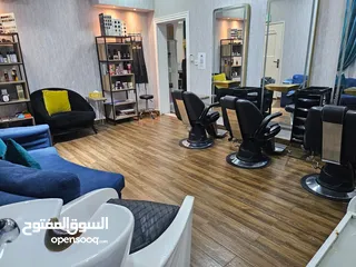  23 صالون نسائي فرصة استثمارية مميزة - للبيع مركز تجميل فاخر (صالون للسيدات) من المالك مباشرة بالشارقة