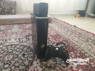  3 أكس بوكس 360 مع يده بأحسن حالة فقط ب 900 شيكل