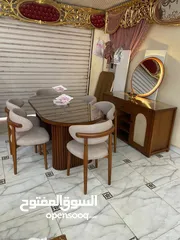  3 سفرة و بوفيه زان احمر عليهم عرض