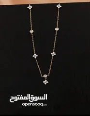  2 اكسسوارات فضيه