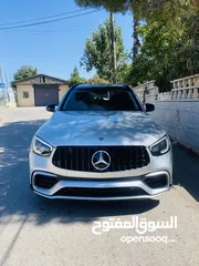  1 Mercedes glc250