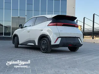  11 بي واي دي سيجال  ممشى قليل لون بيج