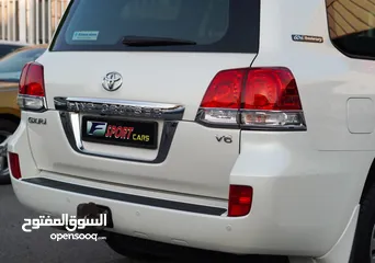  9 Toyota land cruiser... Model 2011...gcc specifications