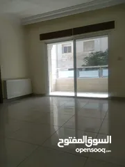  9 شقة مميزة - الرابية - 4نوم - بلكونتين بإطلالــــه مميزة - قرب الخدمات العامة