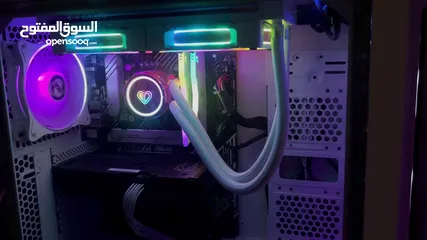  10 (قابل لتفاوض) White GAMING PC with color changing rgb