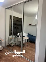  13 شقة طابقية (طابق رابع) 185 متر للبيع مادبا - حنينا  صالون وترس واسع