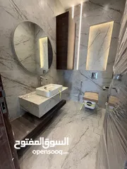  16 تشطيب فندقي في اجمل مناطق ضاحية النخيل سكن فلل