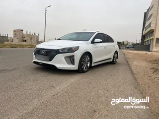  1 هيونداي ايونك اعلى صنف فحص كامل خصوصي اصلي موديل 2018 بحالة الوكالة