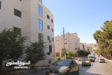  2 شقة فارغة للإيجار  تقع بالقرب من الجامعة الأردنية من المالك مباشرة