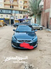  4 للبيع اكسنت RB0