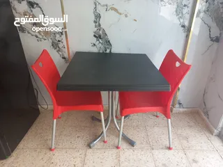  7 اغراض مطعم توست للبيع كامله