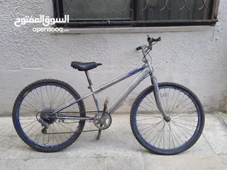  2 بسكليت  بحالة جيدة