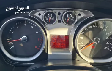  9 فورد فوكس 2009 هاتشباك