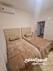  3 شقة طابق اول للايجار في عبدون بمساحة بناء 180م