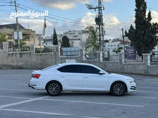  12 سوبيرب 2021/20 ديزل 190 حصان مع رقم مميز سعرر حررق كاش فقط