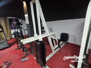  22 نادي جيم كامل