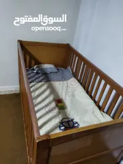 15 سرير اطفال ماركة  Mothercare  صناعة بريطانيه    أبعاده  140 *70*88
