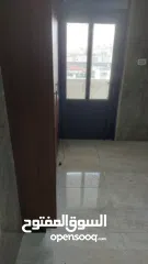  3 شقه للبيع في  البالوع