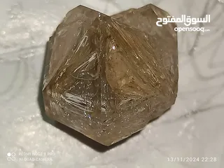  3 احجار كريمه