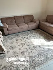  1 طقم كنب كامل كما في الصوره