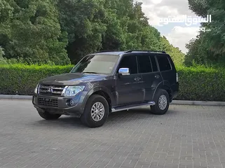  1 mitsubishi pajero 2013 Gcc V6 3.5L full automatic