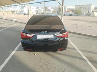  4 Hyundai Sonata 2011