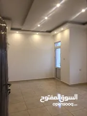  10 شقة للبيع في حي عدن  طابق ثالث