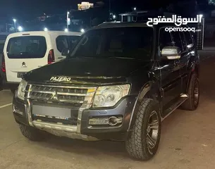  4 جيب باجيرو 209 للبيع او البدل