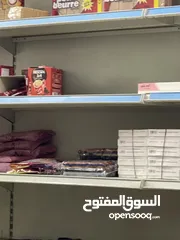  2 بضاعع سوبرماركت للبيع برنامج محاسبي و مكيف 3 طن جديد