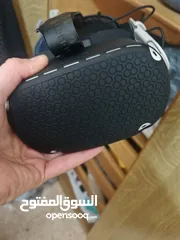  4 نظارة في ار ميتا كويست 2 مستعمل بحالة ممتازة للبيع او البدل مع سويتش اوليد