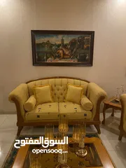  5 كنب للبيع مع طوايل اتسعمال خفيفي جدا و نظيف