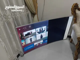  1 شاشة led سمارت حجم 65 منحنية أو مقوسة