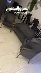  5 اثاث مكتبي كراسي شبك/ مدير جلد /طاولات اجتماعات / مكاتب فردية شبه جديد لمركز دراسي لم يعمل