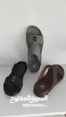  2 أحذية رجالية طبية