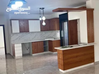  1 شقه للبيع في سطح مرحبا قرب سوبرماركت الشرفه