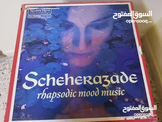  2 Vinyl - Phonograph records أسطوانات أغاني، مجموعة من أغاني و موسيقى 60 و 70