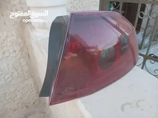  1 ضو خلفي بيجو 407